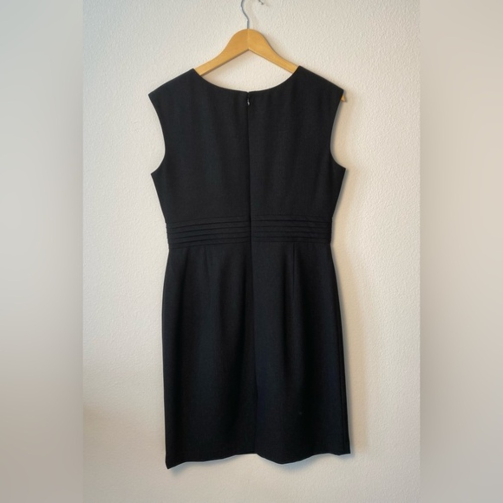 TAHARI KNEE LENGTH BLACK DRESS‎ WOMENS SIZE 8 - Picture 2 of 8